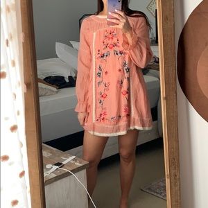 Long sleeves pink boutique dress